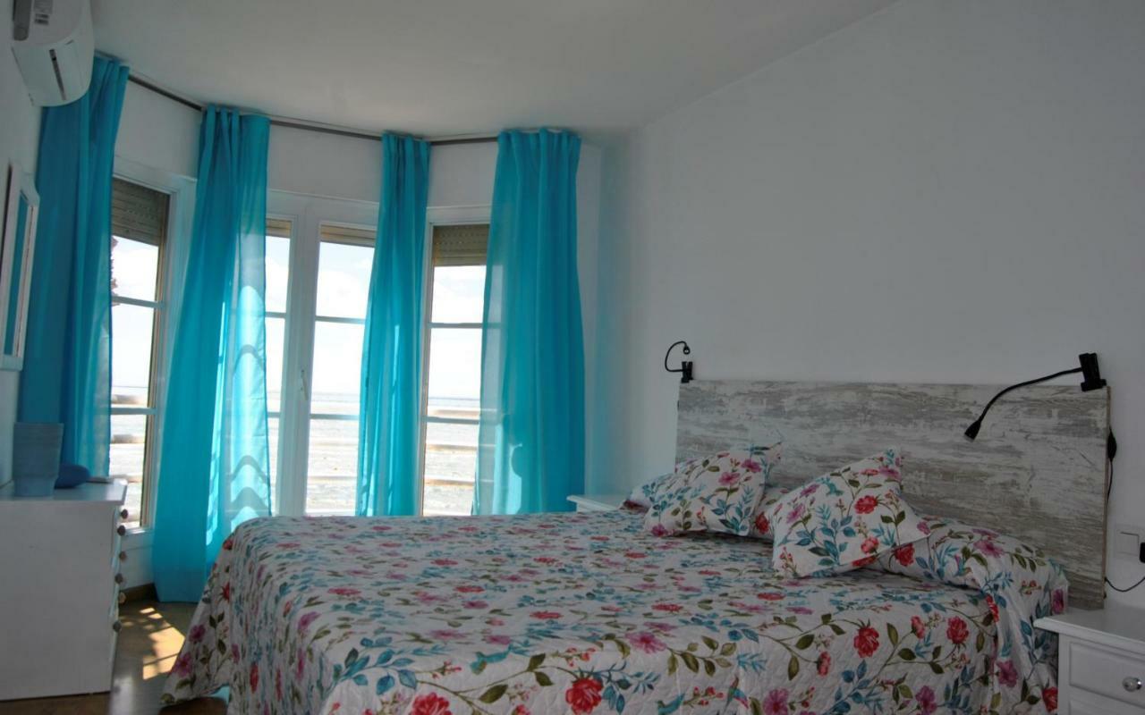 Apartamento Frente Al Mar,Primera Linea Rincón de la Victoria Εξωτερικό φωτογραφία