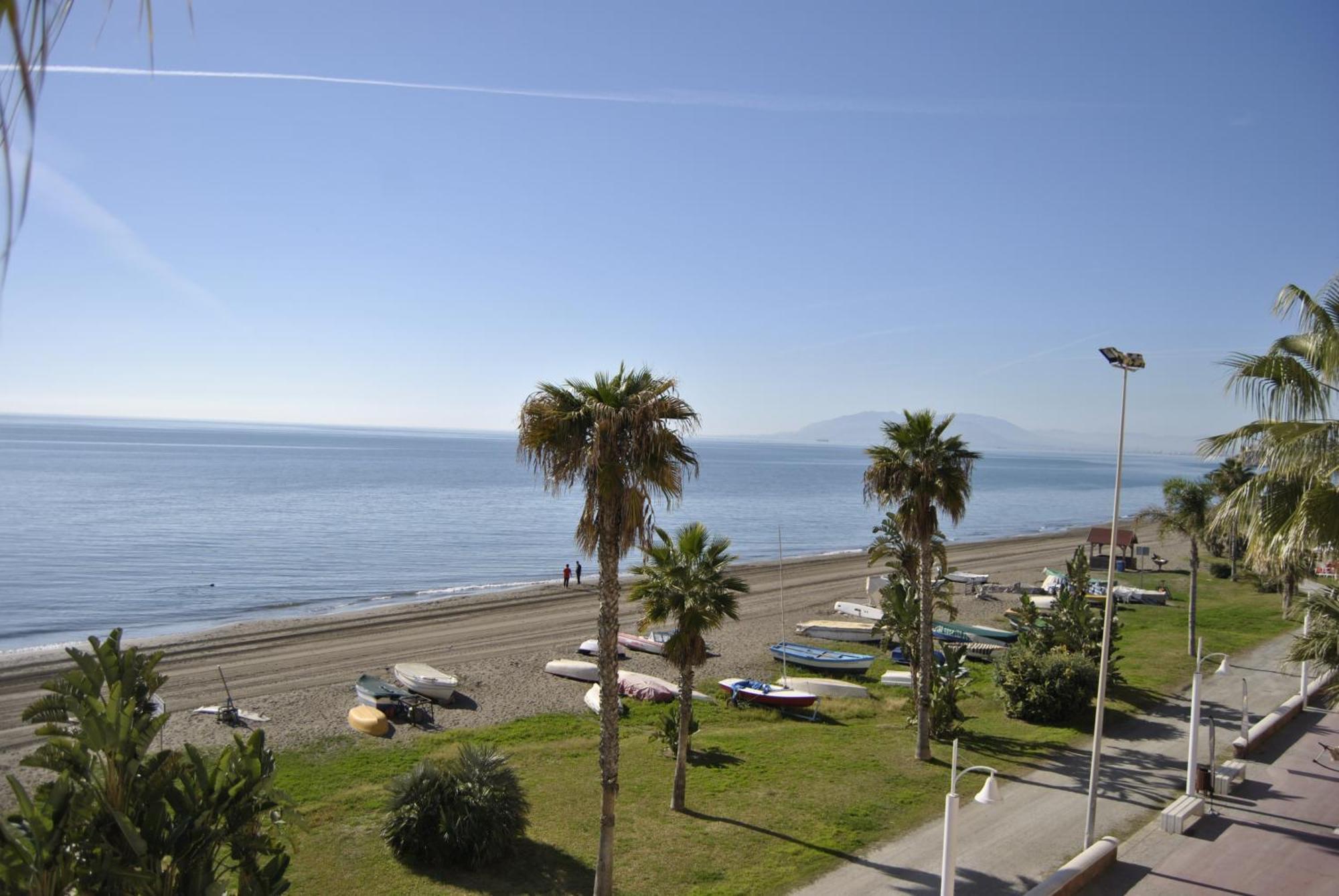 Apartamento Frente Al Mar,Primera Linea Rincón de la Victoria Εξωτερικό φωτογραφία