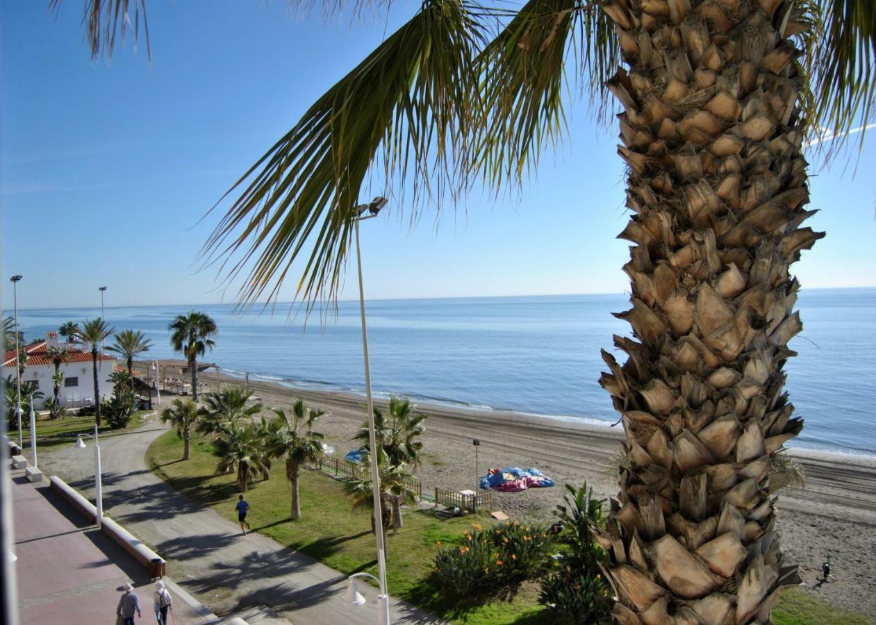 Apartamento Frente Al Mar,Primera Linea Rincón de la Victoria Εξωτερικό φωτογραφία